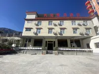 Deqin Fenghua Xueyue Hotel Các khách sạn gần Jinsha River Big U-trun Viewing Deck
