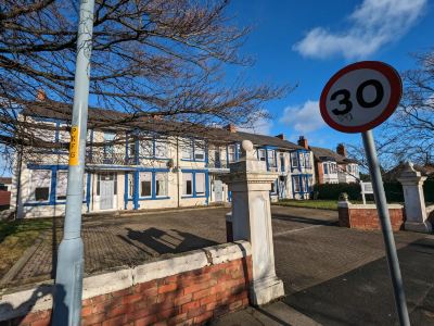 OYO Eastbourne Lodge