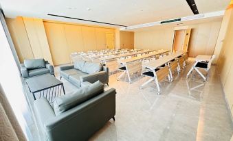 Yunjing Hotel (Qishi Square Branch in Taxian County)