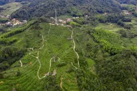 Yuexi Lingxi Shengtai Family Farm Homestay - parking