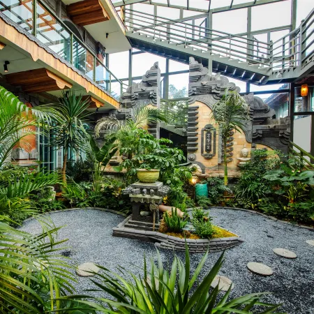 Lijiang LiuLigong 360 degrees Hot Spring Hotel