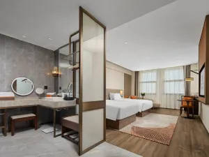 Maison New Century Hotel Wangjiang