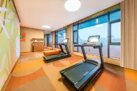 Orange Hotel (Anshun Huangguoshu Scenic Area Longgong Road Branch)