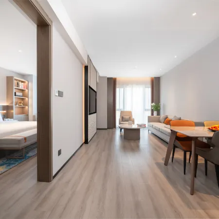 REZEN SELECT HOTEL
