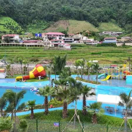 Baotangba Hot Spring San Yang Resort