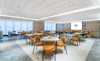 Campanile Hotel(Guiyang Penshuichi Trade Plaze)