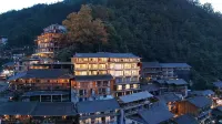 Muchen Mountain Residence Homestay (Xijiang Qianhu Miao Village) Hotels near No.6 Fengyu Bridge