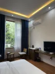 Deqin Yanmen Xiang Qianshan Courtyard Hotel in zona Baima Snow Mountain