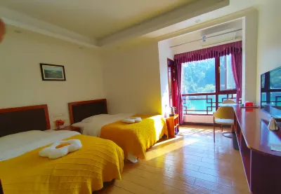 小東江燕泉農家樂 小東江觀霧台附近的飯店