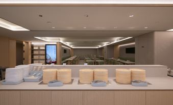 Quanji Hotel (Shenzhen Luohu Port Renmin South Subway Station Branch)