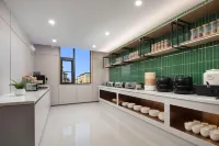 EZZI Hotel (Ankang Traditional Chinese Medicine Hospital Ankang University)