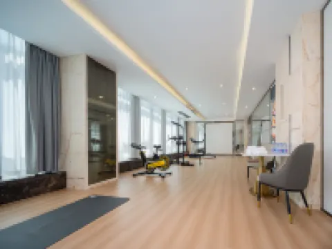 MEHOOD LESTIE Hotel (Zhanjiang Chikan Old Street Scenic Area)