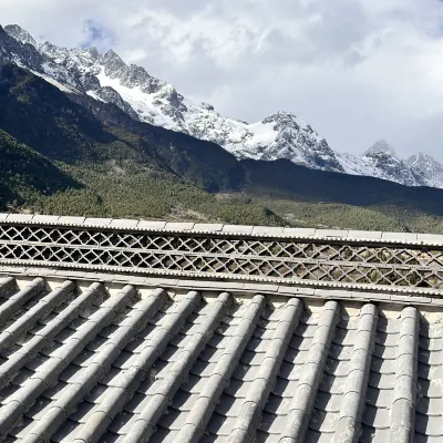 Yulong Xuelu Shiyu Homestay Hotels near Xuesong Village (Yuhu Village)
