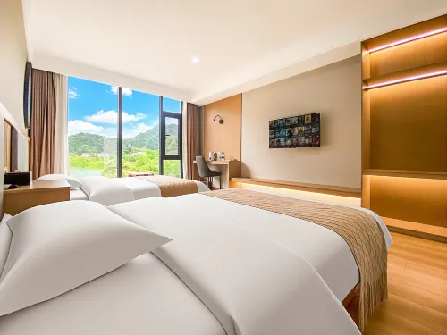 Tiantangzhai Nanting Yueshe Homestay (Tiantangzhai Scenic Area) - 2-Star