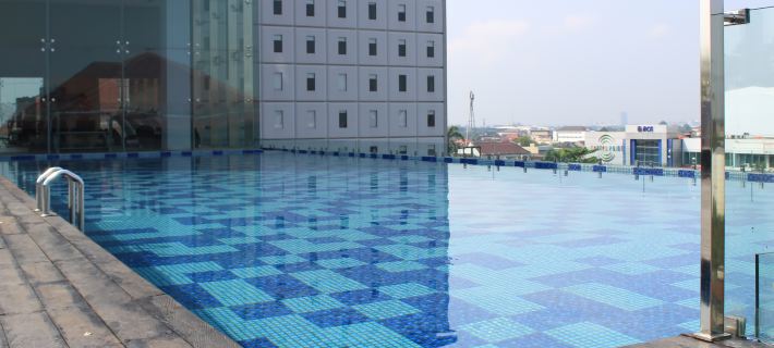 Harris Hotel & Conventions Solo Hotels in Surakarta City