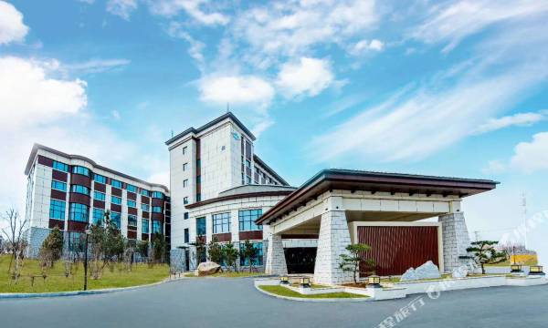 Blue Bay Resort Hotel