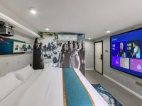 广州创客酒店公寓 - 巨幕电影大床房
