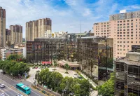 Golden Flower Hotel Xi'an Hotels in Xijing Hospital/Kangfu Road