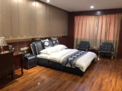 Xinxiang Jinghua Tropical Mineral Spring Health Garden