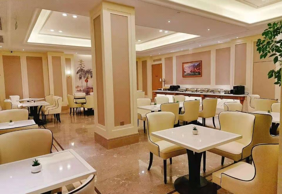 비엔나 호텔 외부