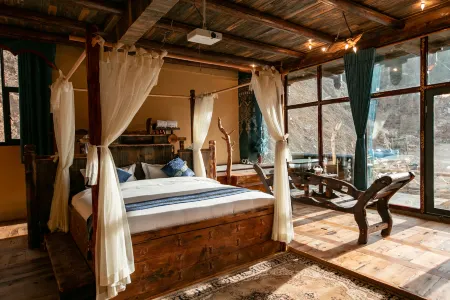 Dele Guesthouse Отели в г. Даочжен