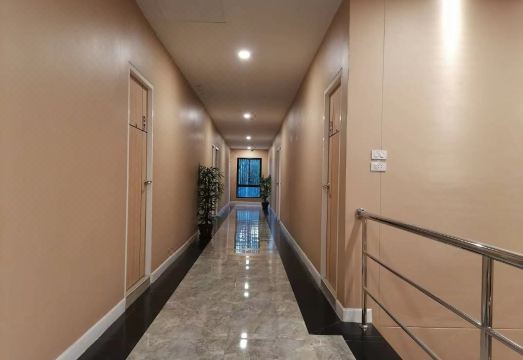 1. 락사나 부티크 ..