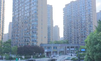 Chenhgzi Serviced Apartment(Hangzhou East Railway Sation Branch))