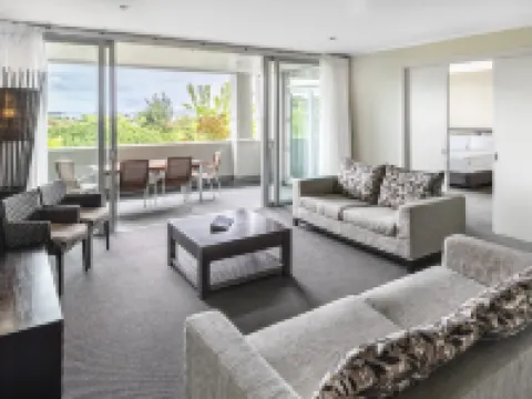 Hilton Lake Taupo Hotels in Taupo