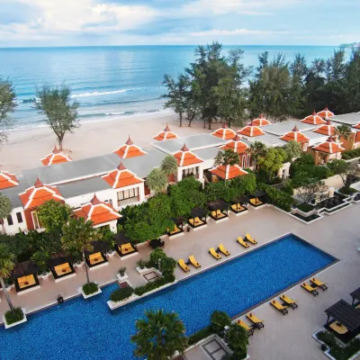 موفنبيك فوكيت بانجتاو Hotels near شاطئ بانغ تاو