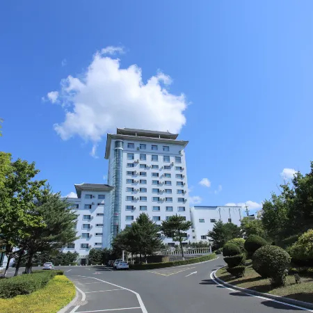Yanbian Hotel
