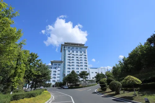 Yanbian Hotel