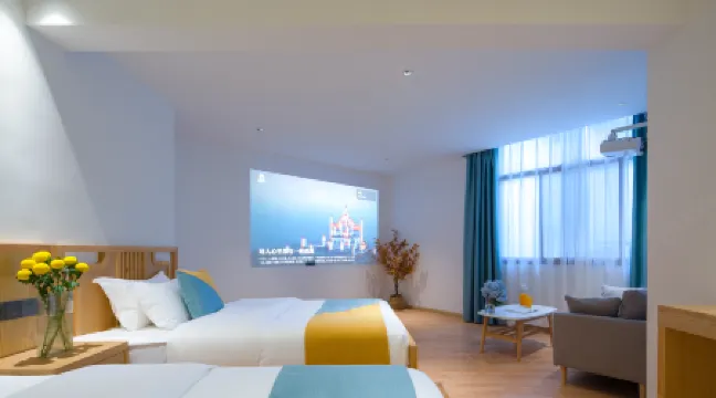 Shangri la Jianyi light luxury intelligent B & B