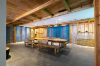 Liping Waterfront Zhaoxing Theme Hotel (Zhaoxing Dong Village)