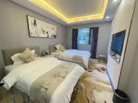Xiaolu Smart Hotel (Zhaoqing East Gate Plaza, Qixingyan Scenic Area)