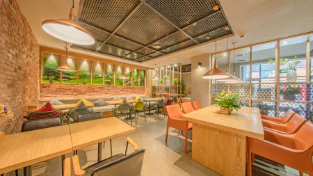 TRUE GO Hotel (Harbin Central Avenue Songhua River Riverside Road) Отели рядом с достопримечательностью «Harbin Institute of Technology»