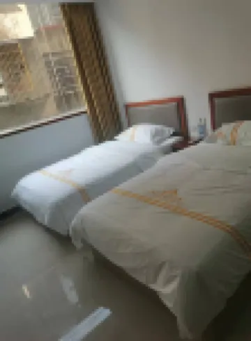 Dazhu Wannianhong Business Hotel