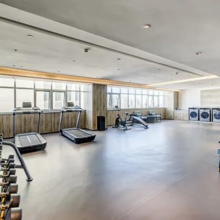 Yueweizhi Hotel (Baoding East Railway Station Heda New District Store)