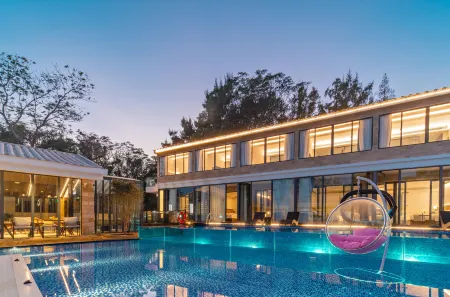 Weishe Villa Private Pool Design Beautiful Stay Отели рядом с достопримечательностью «Weizhouzhen»