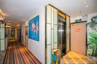 Super 8 Hotel (Hechi Bus Terminal)