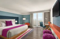 TRYP by Wyndham Isla Verde Hôtels à : Caroline