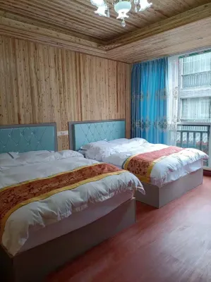 Baili Rhododendron Jinhong Inn Hotels near Shiniu Tourism Town