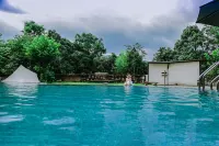 Taohuatan Zhen • Xiangshang | Taoke Jihua • Qinzi Yongchi | resort hotel (Taiping Lake scenic spot) - Private Pools