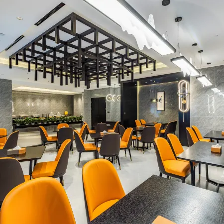 Rezen Dong Hotel (Jieshou Tianrun Yufu Railway Station)