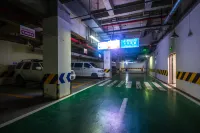 Yunya International Hotel - موقف سيارات