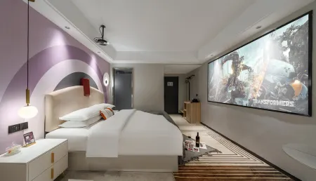 Moon Hotel (Taizhou Jiaojiang Municipal Hospital) Отели рядом с достопримечательностью «Taizhou Citizens' Square»