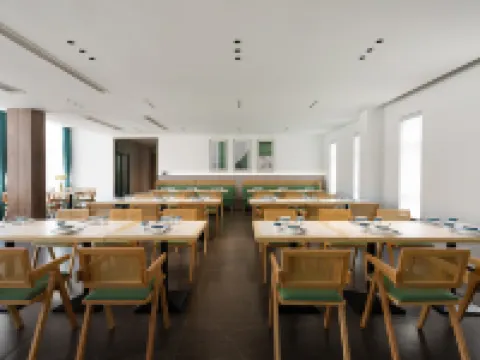 Xianju Skyscraper Atour Hotel Hotels in Xianju