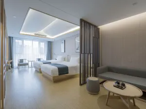 JIANGUO  HIDDEN  HOTEL