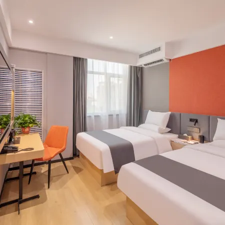 Yayue Hotel (Liaocheng Wanda Plaza Bus Terminal)