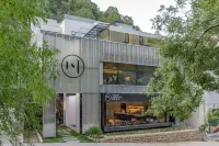 Chongdugou Chuan · Art Hotel (Shuangling Cableway) - ห้องครัว