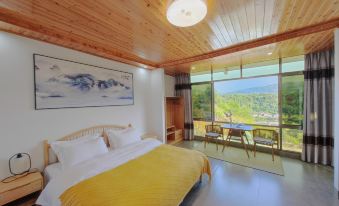 Floral Hotel· Yongding Tulou Busheshan Yin Hotel